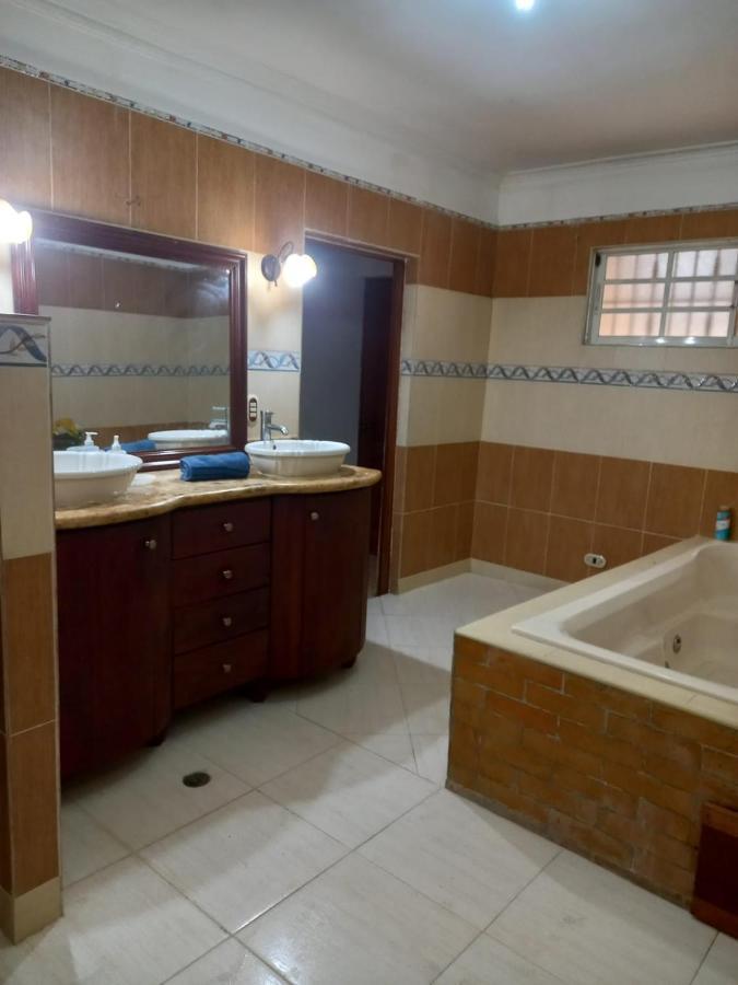 Penthouse Con Jacuzzi La Cueva De Los 3 Ojos Apartment Santo Domingo Exterior photo