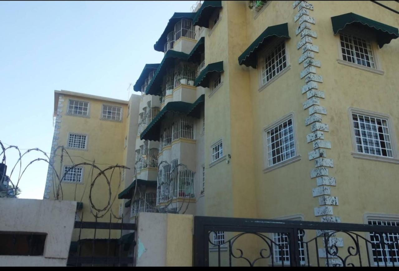 Penthouse Con Jacuzzi La Cueva De Los 3 Ojos Apartment Santo Domingo Exterior photo