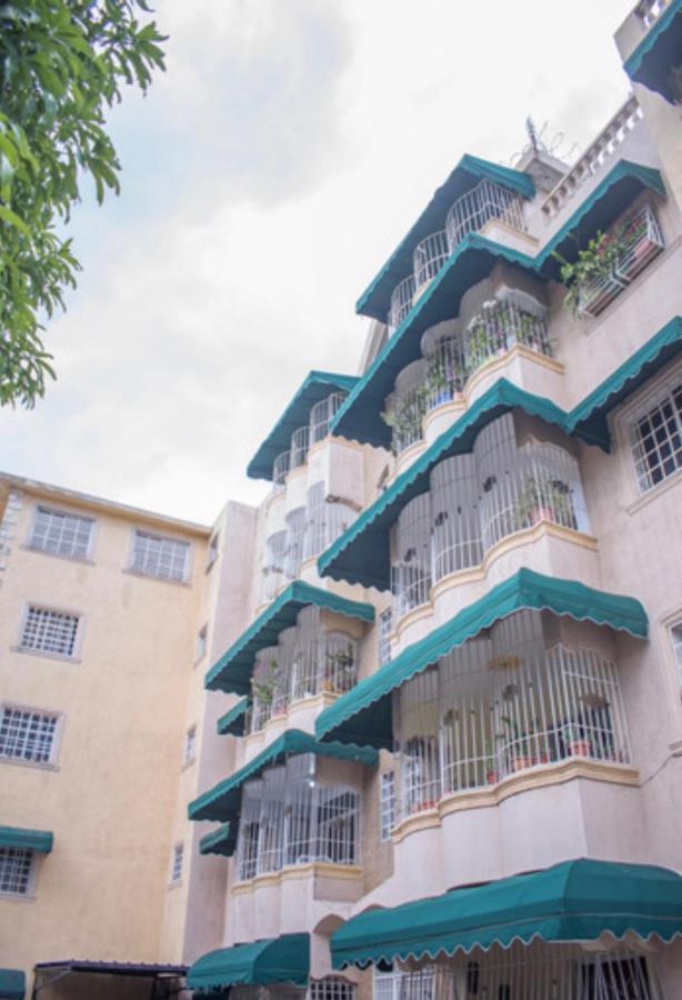 Penthouse Con Jacuzzi La Cueva De Los 3 Ojos Apartment Santo Domingo Exterior photo